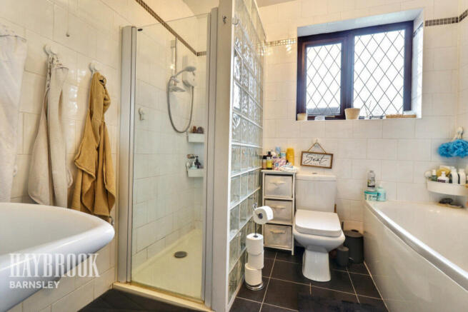 2 bed Detached Bungalow for sale Image 12