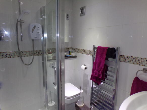 Downstairs shower room