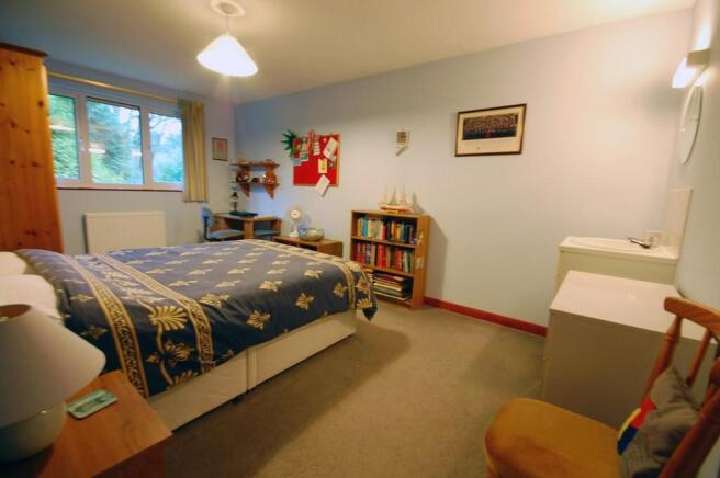 Photo 9