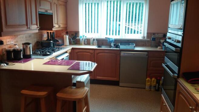 Kitchen/ Breakfast R