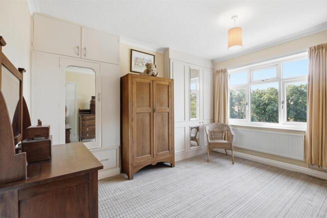 3 bed Semi-Detached for sale Image 12