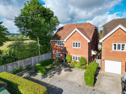 Harvest Place, Holmer Green, High Wycombe, Buckinghamshire, HP15