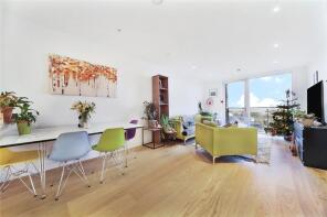 Flat 21, 4 East Central Apartments, Station Approach Hoe Street, London E17 9GY