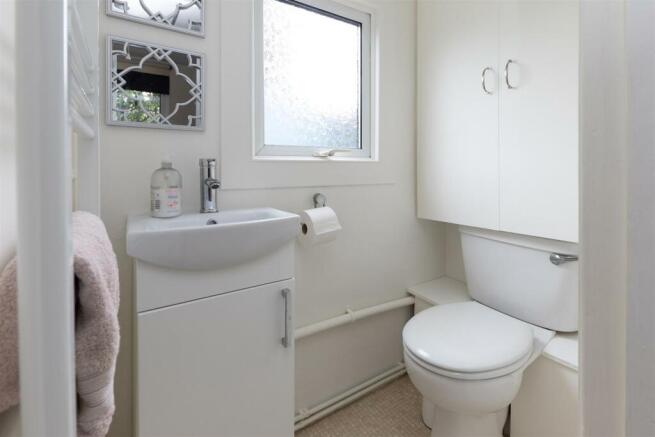 35 Murfitt Way (6 of 29).jpg