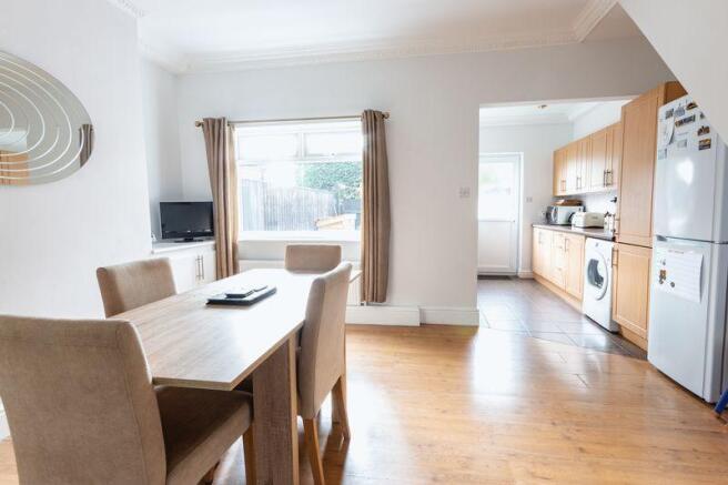 Dining Kitchen 