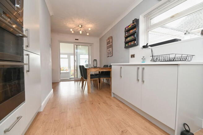 3 bed Detached Bungalow for sale Image 7