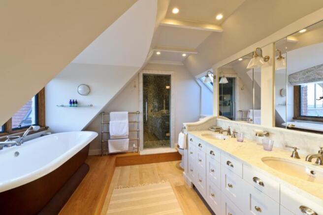 Bathroom En Suite