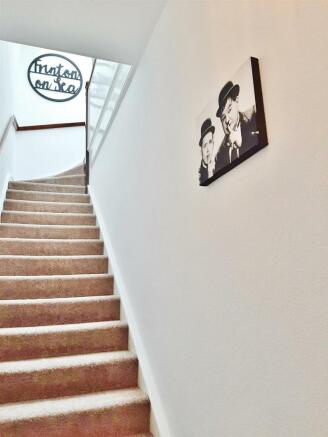 ENTRANCE LOBBY
