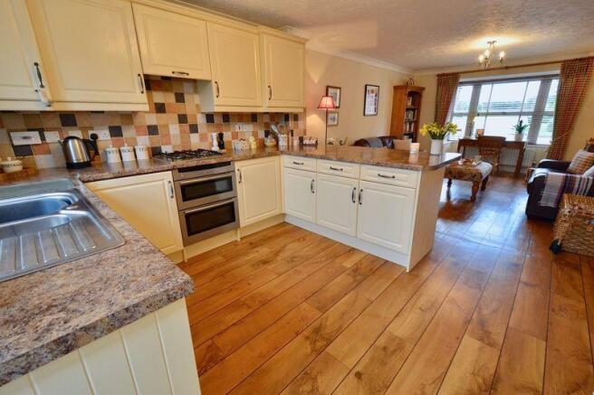 Kitchen Diner ...