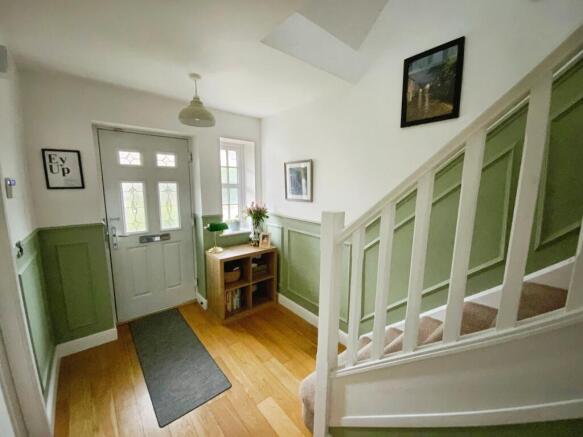 4 bed Detached for sale Image 6