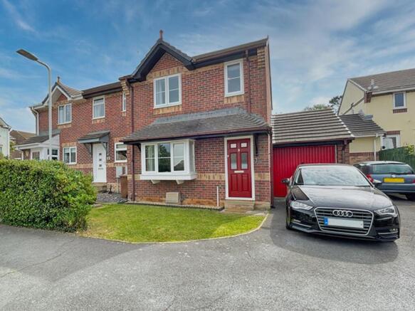 Robins Way 3 - Front.jpg