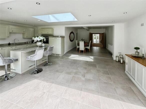 Kitchen/Dining Room