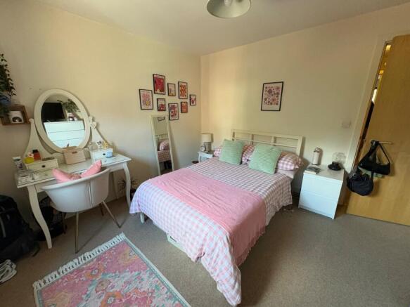 Not Specified to rent Image 8