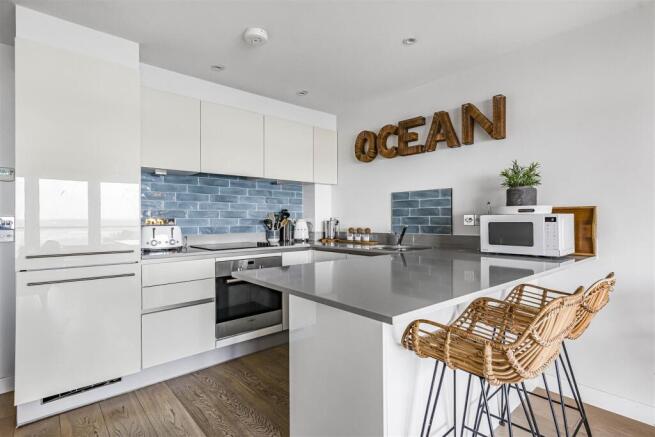 Fistral Beach Apartments, Esplanade Road, Newquay photo 4