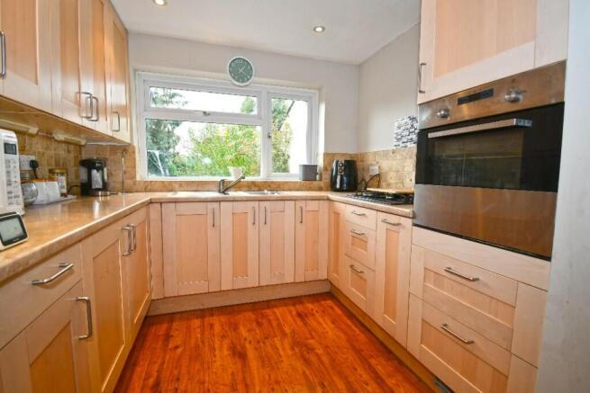 Kitchen/Breakfast Rm