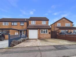 4, Lower Meadow, Quedgeley, Gloucester GL2 4YY