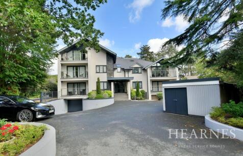 New Road, Ferndown, BH22