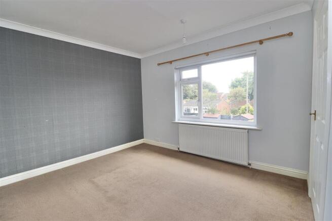 3 bed Semi-Detached for sale Image 10