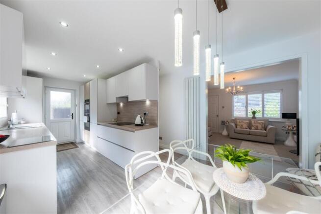 11 Bramley Court-010.jpg