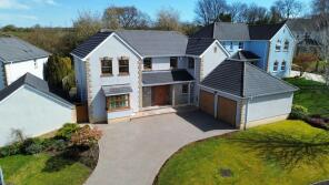8, Vale Court, Cowbridge CF71 7ES