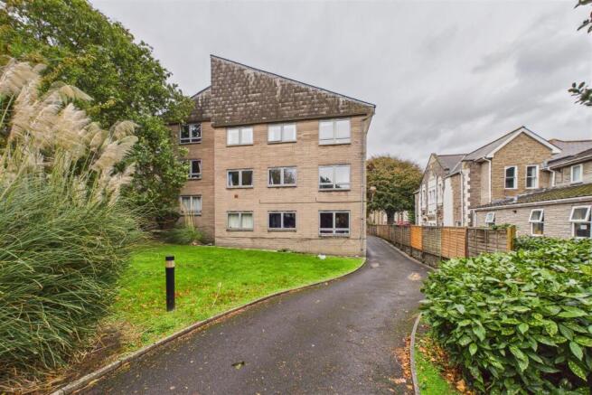 Flat 8 Knightstone View, 15, Grove Park Road, West