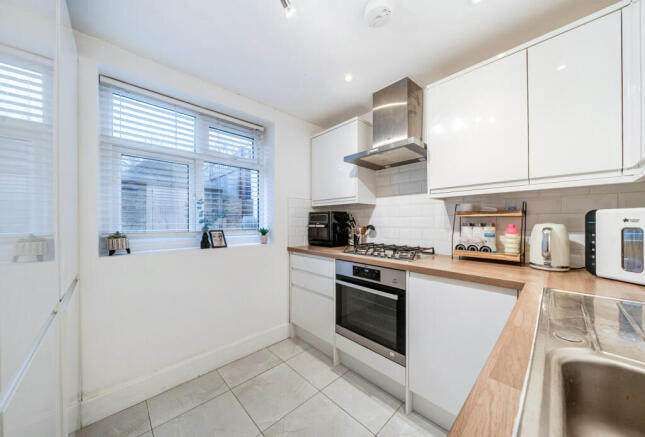 1394153-1-694a7d9...