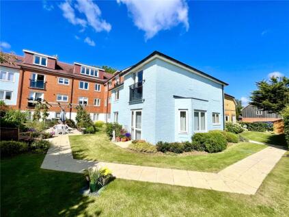 North Close, Lymington, Hampshire, SO41