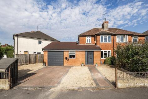 Meadow Drive, Devizes, SN10