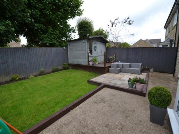 4 bed Detached for sale Image 4