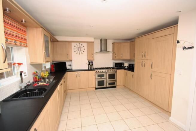Kitchen/Breakfast