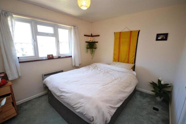 Bed1.JPG