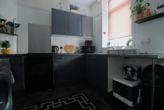 3 bed Terraced for sale Image 5