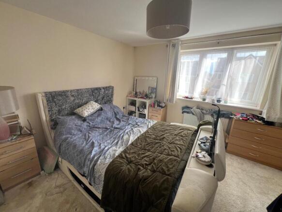 Green Crescent, Desborough, Kettering photo 4