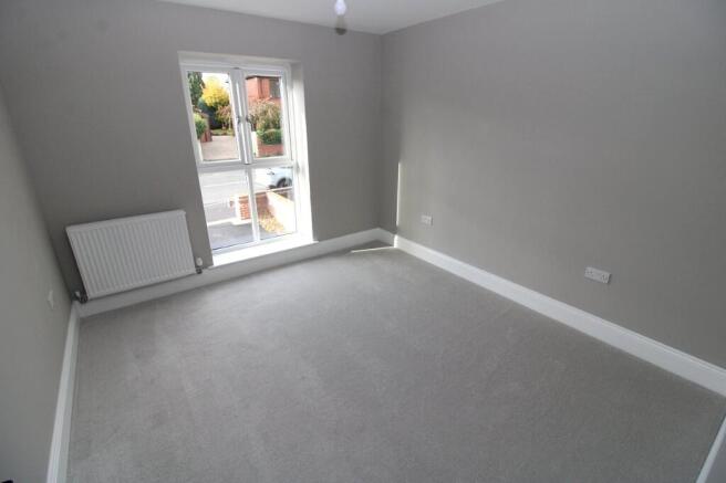 4 bed Detached for sale Image 11