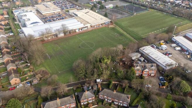 Drone of Plot