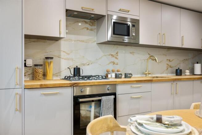4HighamRd-ShowFlatWeb23.jpg