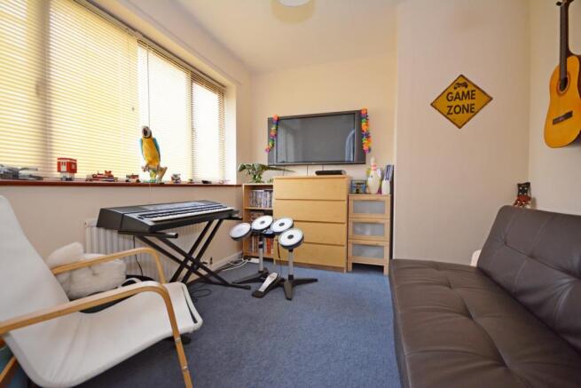 Dressing Room/Bedroo