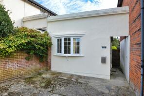 107a, Arthur Street, Ryde PO33 3BT