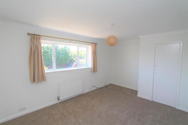 Master Bedroom.JPG