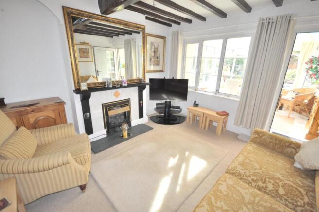 SITTING ROOM