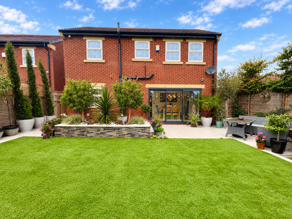 Bishops Wood Way, Worsbrough, Barnsley, S70 4FL photo 5