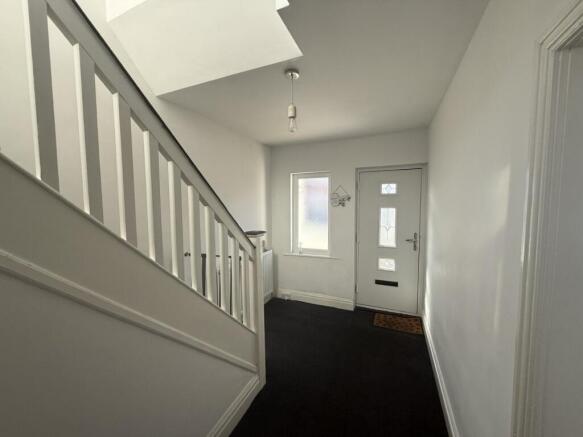 3 bed Semi-Detached for sale Image 5
