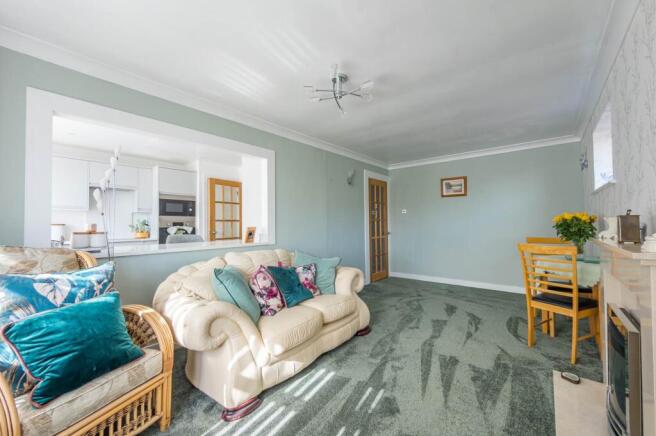 2 bed Detached Bungalow for sale Image 6