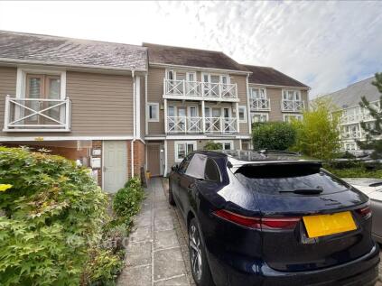 Alisander Close, Snodland, Kent