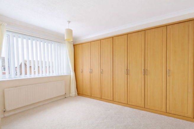 3 bed Terraced to rent Image 10