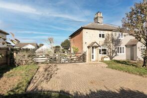Elliott Cottage, Church Road, Ipswich IP9 2NA