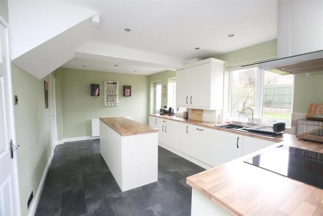 KITCHEN \ DINER
