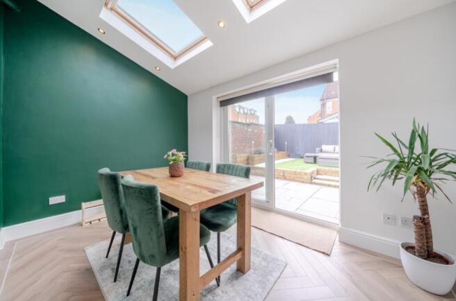 1423058-9-69a81a252e7e0