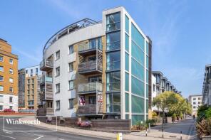Flat 20, 31 Sharpthorne Court, Cheapside, Brighton BN1 4GZ