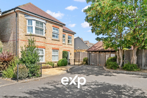 Latchmere Place, Ashford, TW15 3FJ